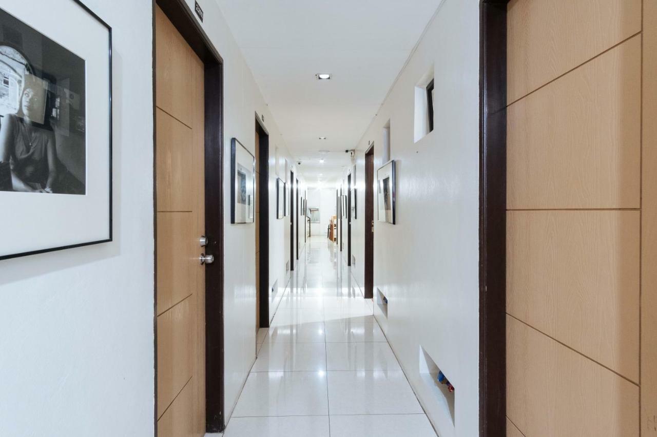 Reddoorz Near Robinsons Place มะนิลา ภายนอก รูปภาพ